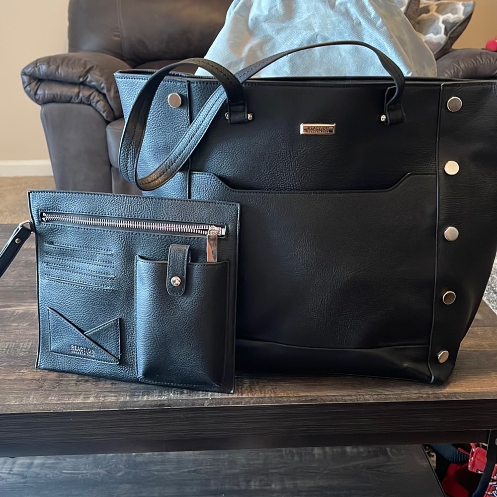 Reaction Kenneth Cole black large purse